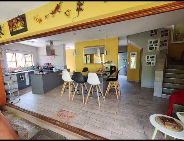 3 BEDROOM HOUSE FOR SALE IN MISTY BAY